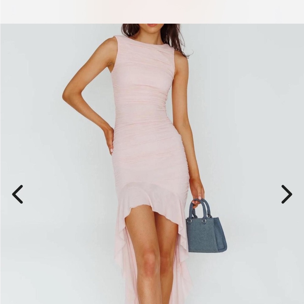 Elegant Pink Sleeveless Dress